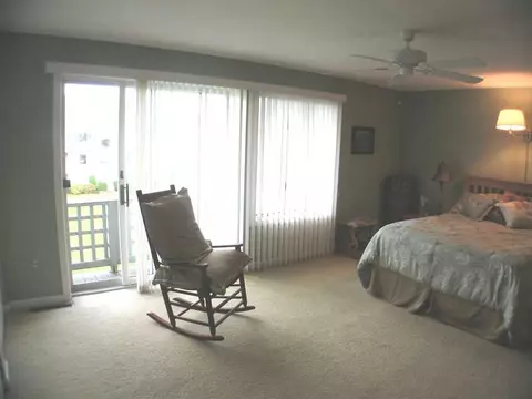 700 Shore Dr #805, Fall River, MA 02721 photo 8