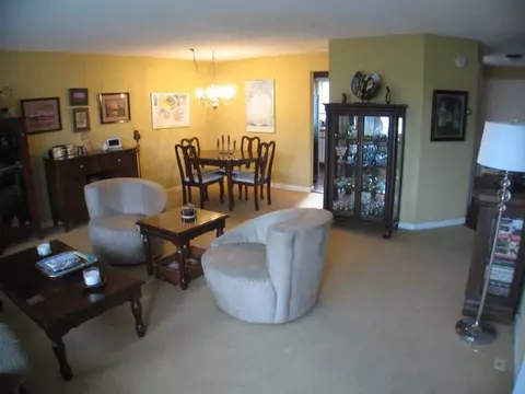 700 Shore Dr #805, Fall River, MA 02721 photo 2