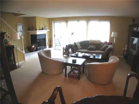 700 Shore Dr #805, Fall River, MA 02721 photo 3