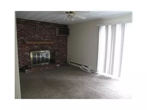 275 Jillson Ave, Woonsocket, RI 02895 photo 3