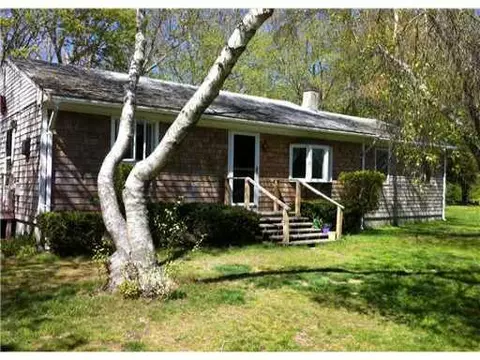 16 Maple Rd, Warren, RI 02885 photo 1