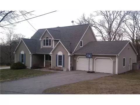 19 Midway Ave, Westerly, RI 02891 photo 1