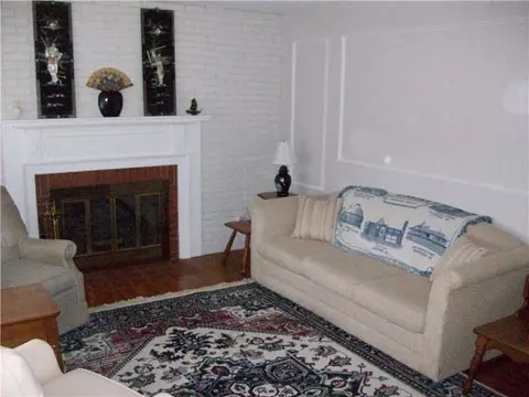 10 Beaver Rd, Riverside, RI 02915 photo 4