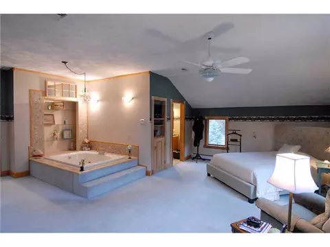 37 Edgewood Ave, Westerly, RI 02891 photo 17