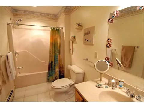 37 Edgewood Ave, Westerly, RI 02891 photo 19