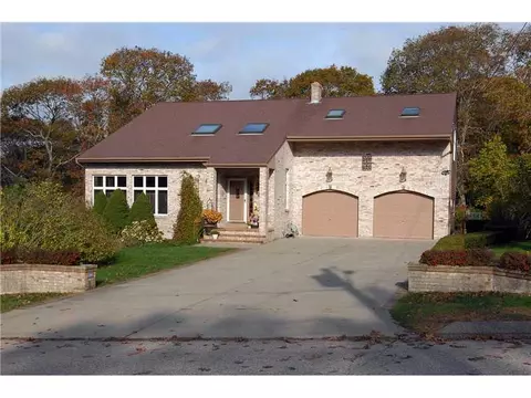 37 Edgewood Ave, Westerly, RI 02891 photo 13