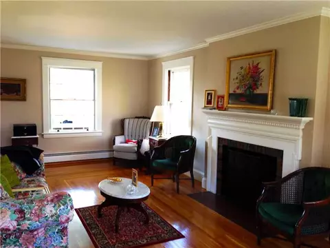 55 Balcom Ave, Warwick, RI 02889 photo 9