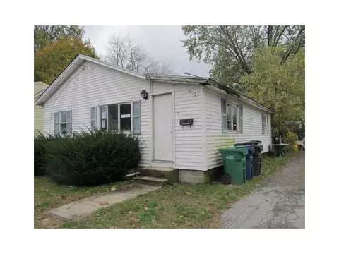 71 Huron St, Warwick, RI 02889 photo 3