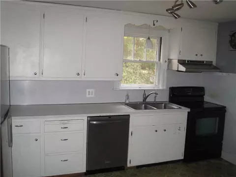 109 Hardig Rd, Warwick, RI 02886 photo 8