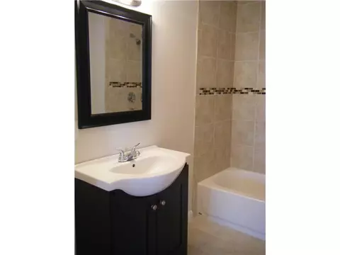 16 Oakside St, Warwick, RI 02889 photo 5