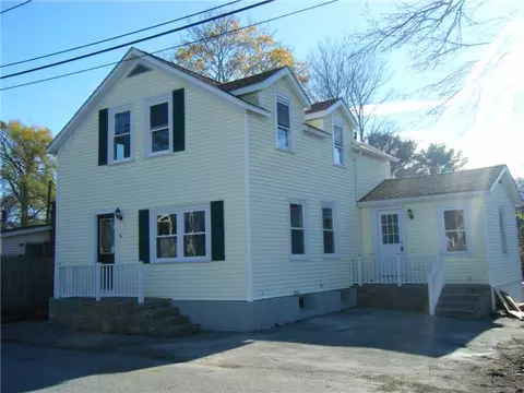 16 Oakside St, Warwick, RI 02889 photo 1