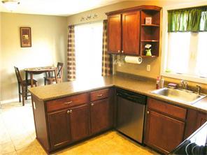203 Blade St, Warwick, RI 02886 photo 14