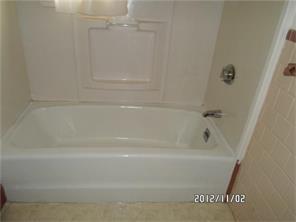 163 Roberts St, Woonsocket, RI 02895 photo 7