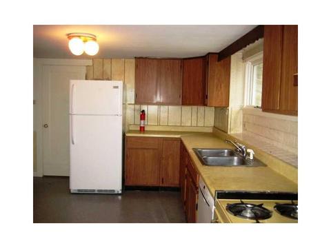 2338 Diamond Hill Rd, Woonsocket, RI 02895 photo 12