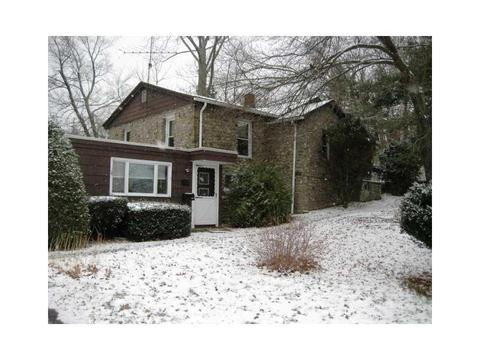 2338 Diamond Hill Rd, Woonsocket, RI 02895 photo 2