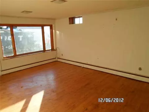 1354 Mendon Rd, Woonsocket, RI 02895 photo 5