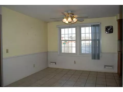 2 Fenwick Rd, East Providence, RI 02915 photo 7
