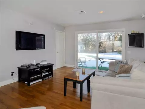 110 Watch Hill Rd, Westerly, RI 02891 photo 9