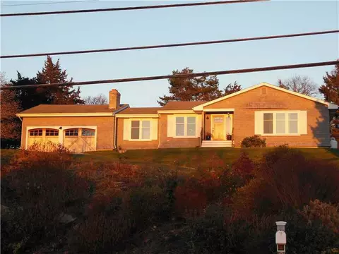 110 Watch Hill Rd, Westerly, RI 02891 photo 1