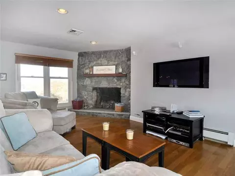 110 Watch Hill Rd, Westerly, RI 02891 photo 6
