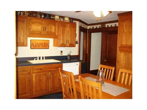 74 Edmund St, Woonsocket, RI 02895 photo 10