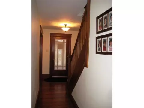 74 Edmund St, Woonsocket, RI 02895 photo 8