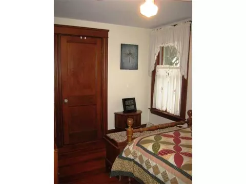 74 Edmund St, Woonsocket, RI 02895 photo 21