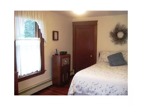 74 Edmund St, Woonsocket, RI 02895 photo 23