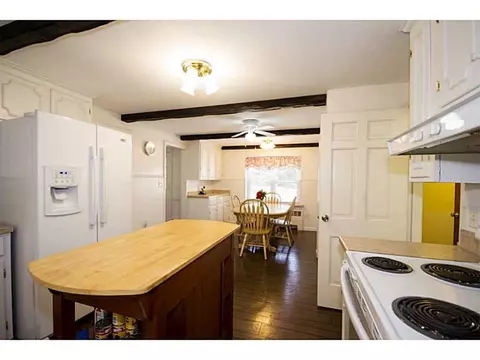 1 Apple Tree Ln, Warwick, RI 02888 photo 11