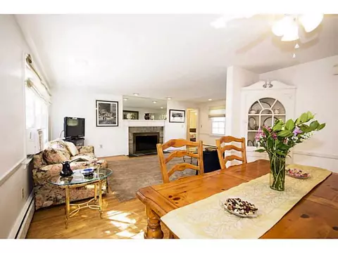 1 Apple Tree Ln, Warwick, RI 02888 photo 12