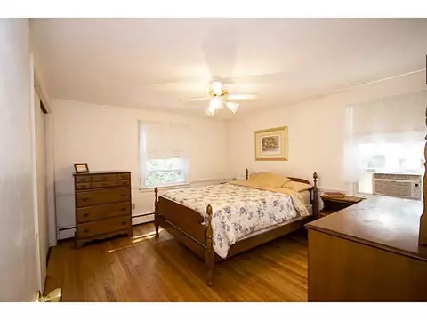 1 Apple Tree Ln, Warwick, RI 02888 photo 16