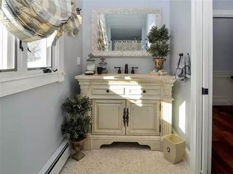 1020 Buttonwoods Ave, Warwick, RI 02886 photo 24