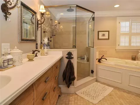 1020 Buttonwoods Ave, Warwick, RI 02886 photo 20