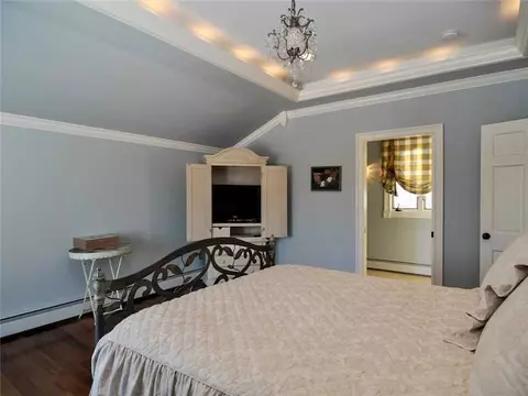 1020 Buttonwoods Ave, Warwick, RI 02886 photo 22