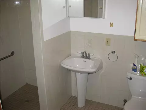 65 Read Ave, Coventry, RI 02816 photo 11