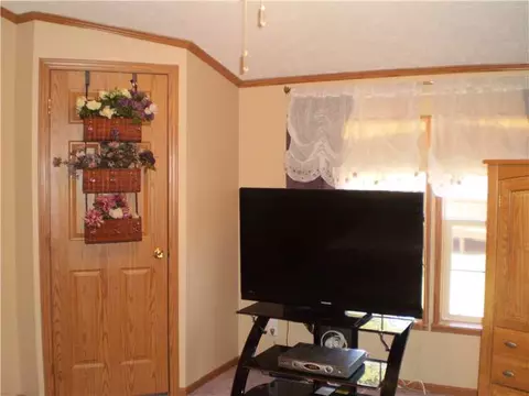 22 Sandra Cir, Coventry, RI 02816 photo 12