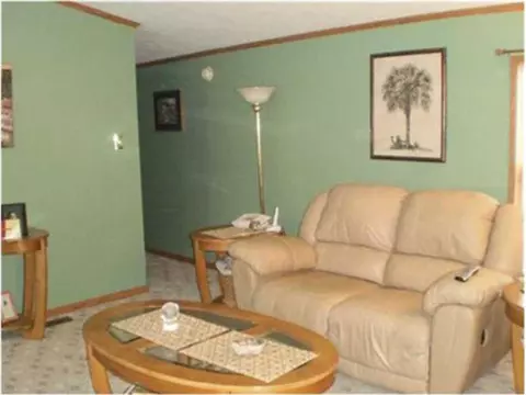 22 Sandra Cir, Coventry, RI 02816 photo 4