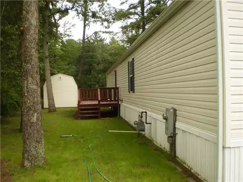 22 Sandra Cir, Coventry, RI 02816 photo 2