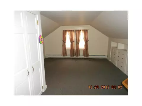 15 Etta St, Warwick, RI 02889 photo 10