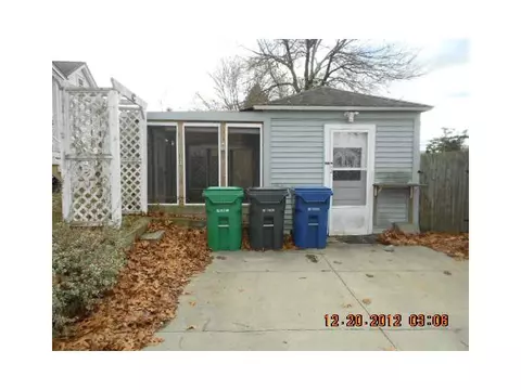 15 Etta St, Warwick, RI 02889 photo 12