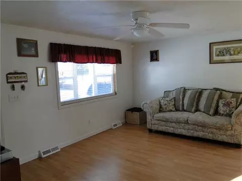 141 Heath Ave, Warwick, RI 02888 photo 7