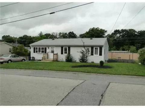 141 Heath Ave, Warwick, RI 02888 photo 1