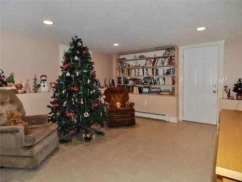 157 Star Ave, Woonsocket, RI 02895 photo 10