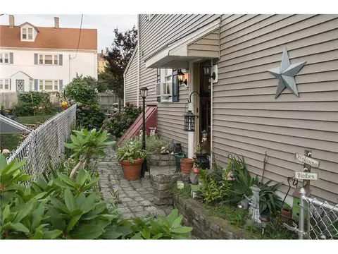 30 Wilcox St, Fall River, MA 02724 photo 1
