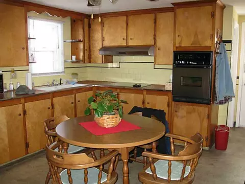 147 Asylum Rd, Warwick, RI 02886 photo 5