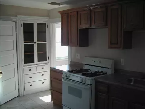 85 Oakside St, Warwick, RI 02889 photo 2