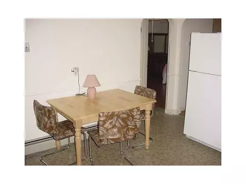 75 Orms St, Pawtucket, RI 02861 photo 8