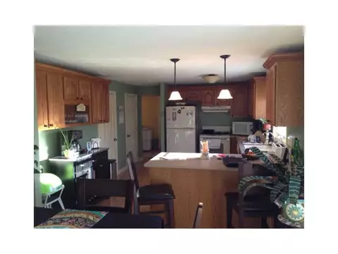 34 Harborview Dr, Warwick, RI 02889 photo 8