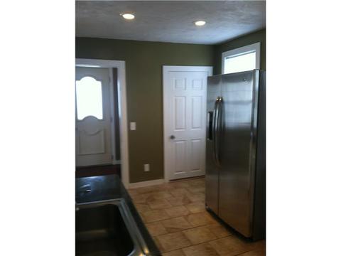 209 Fourth Ave, Woonsocket, RI 02895 photo 1