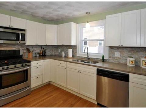 6 Sandro Cir, Warwick, RI 02886 photo 2